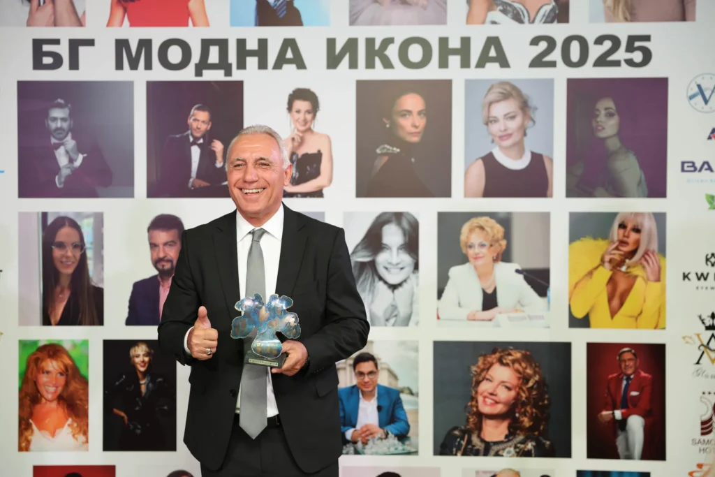 Христо Стоичков - носител на приза „БГ модна икона 2025“ в категория „Цялостен принос“.
Фото: Академия за мода / Петър Станев