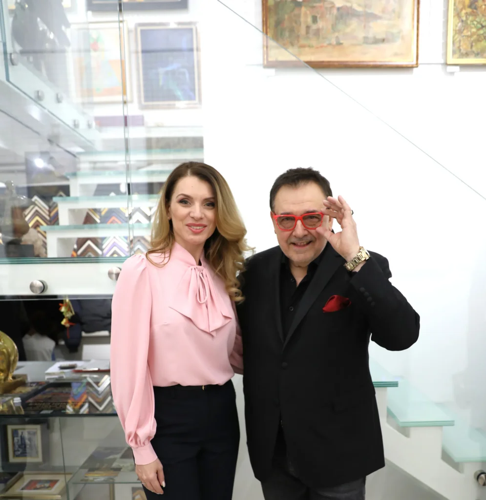 Христина Христова и проф. Любомир Стойков.
Фото: Академия за мода / Петър Станев