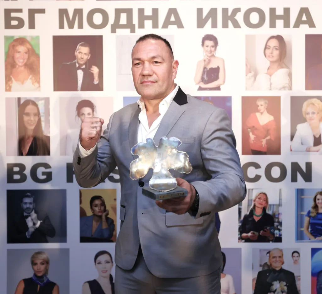 Кубрат Пулев – носител на приза „БГ модна икона 2026“ в категория „Спорт“.
Фото: Академия за мода / Петър Станев
