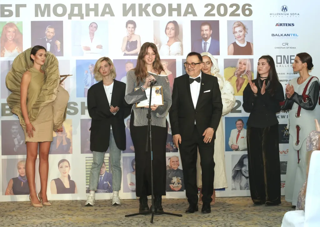 Ачелия Ахмедова - стипендиантка на Академията за мода – социална мисия „Златна игла 2025”.
Фото: Академия за мода / Антон Марков
