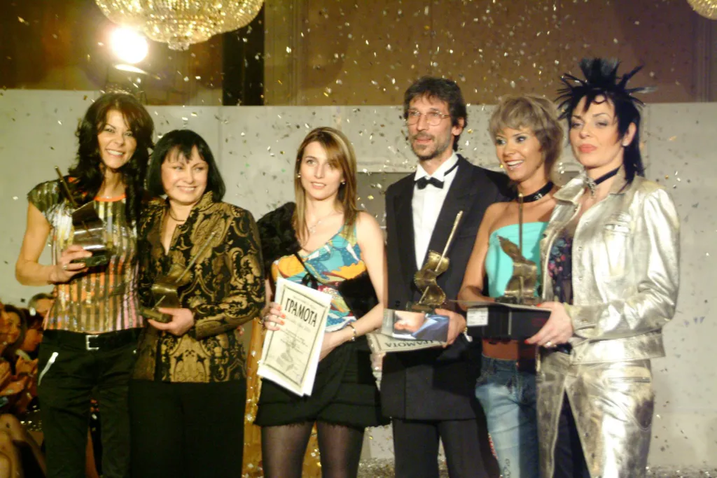 Годишни награди на Академията за мода "Златна игла 2004" Фото: Академия за мода